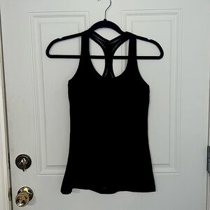 Lululemon tank top.
